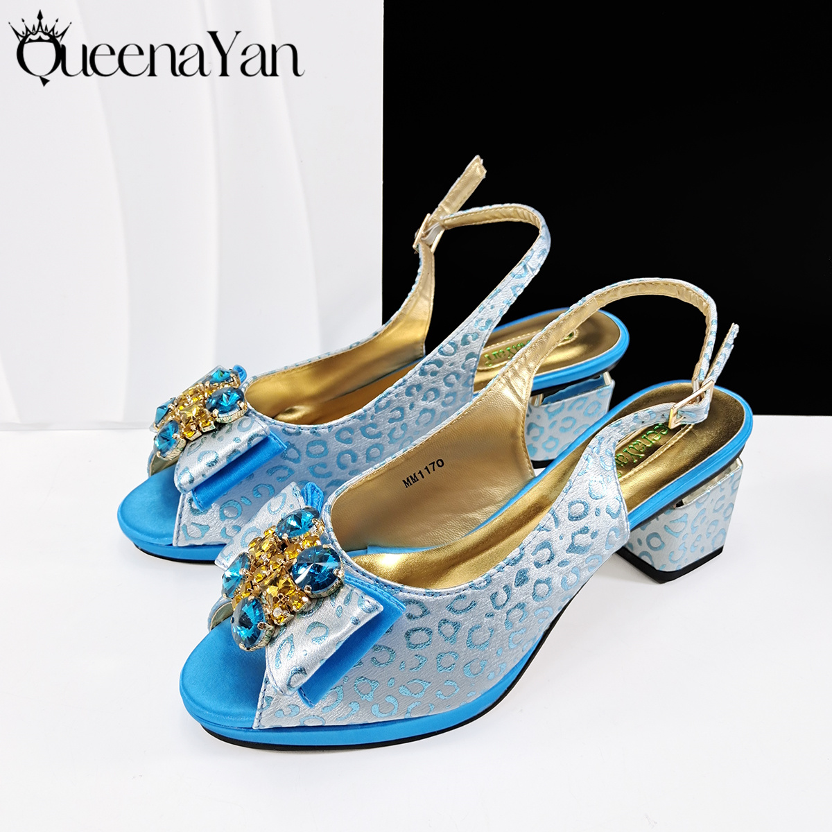 Queena Yan Light Blue Elegant  - Lighting Decoration For Wedding 评论和价格